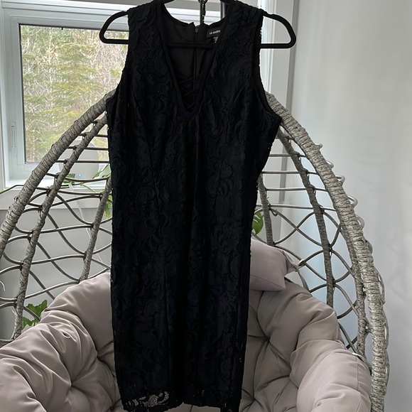 Le Chateau Lace Black Dress - Picture 1 of 1